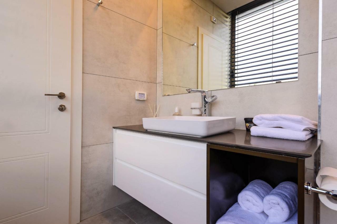 Luxury Suites By Notaly Ariel Haifa Luaran gambar
